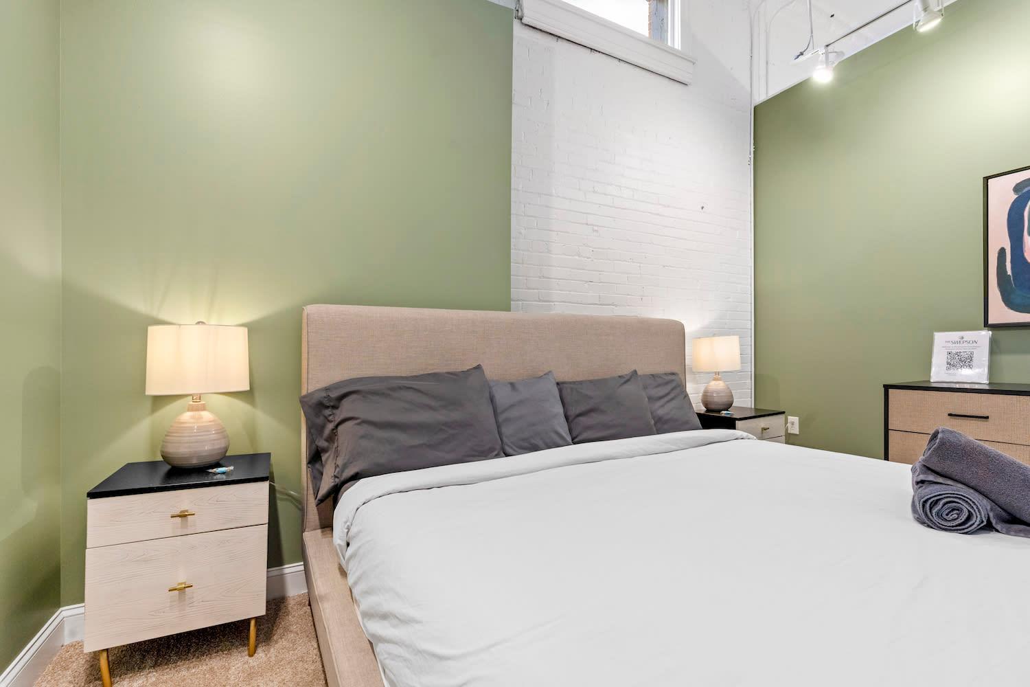 King First Floor Sleep8 4beds 2ba Swepson Escape Apartment Louisville